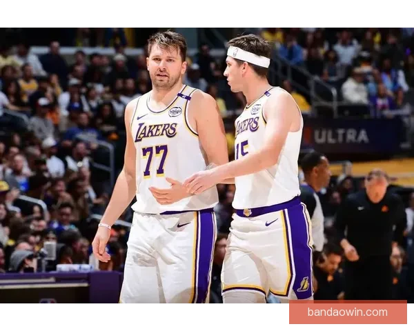 湖人伤情严重东契奇恐缺席前两轮季后赛紫金能否闯西决复出悬念重重 湖人伤情严重东契奇恐缺席前两轮季后赛紫金能否闯西决复出悬念重重